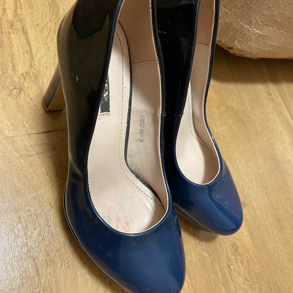 Shoe